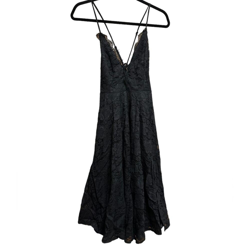 NWT Lulus Black Lace A-Line Dress Size Medium